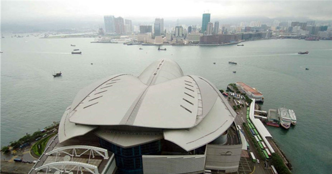 20 Jahre Rückgabe Hongkongs: Die Stadt errichtet neue Wahrzeichen